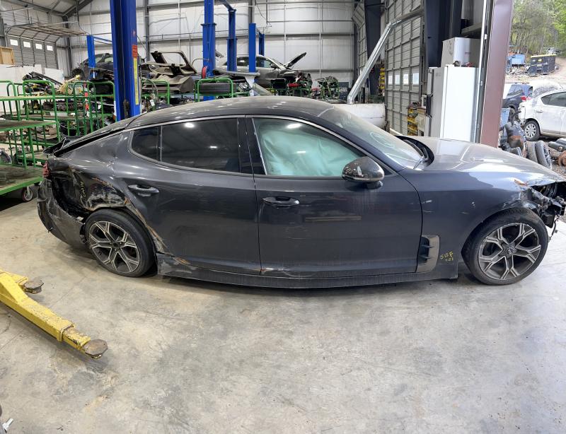 2020 Kia Stinger Front Door Regulator