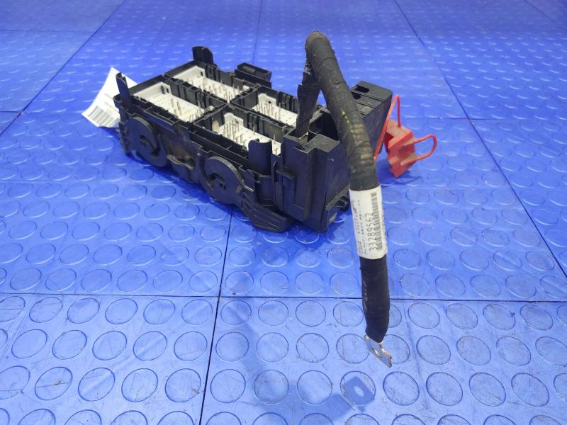 2017 Chevrolet Malibu Engine Fuse Box