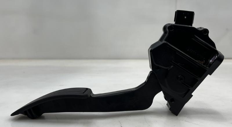 2015 Subaru Crosstrek Pedal Assembly