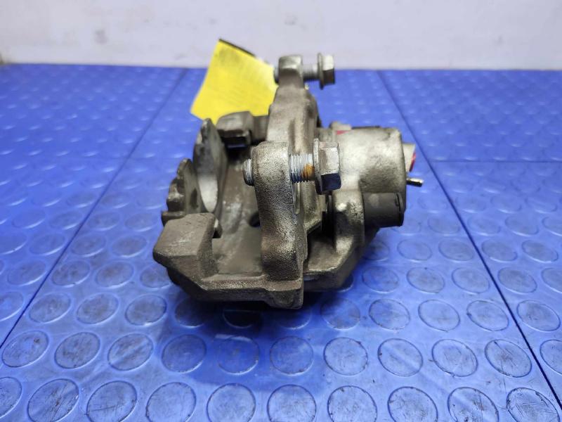 2013 Volkswagen Beetle Caliper