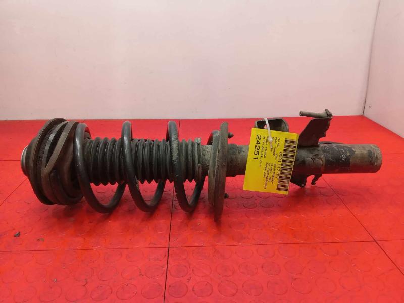 2016 Chrysler 200 Strut Assembly