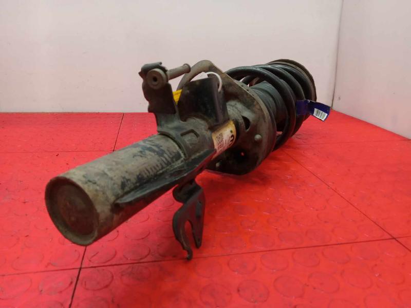 2016 Chrysler 200 Strut Assembly