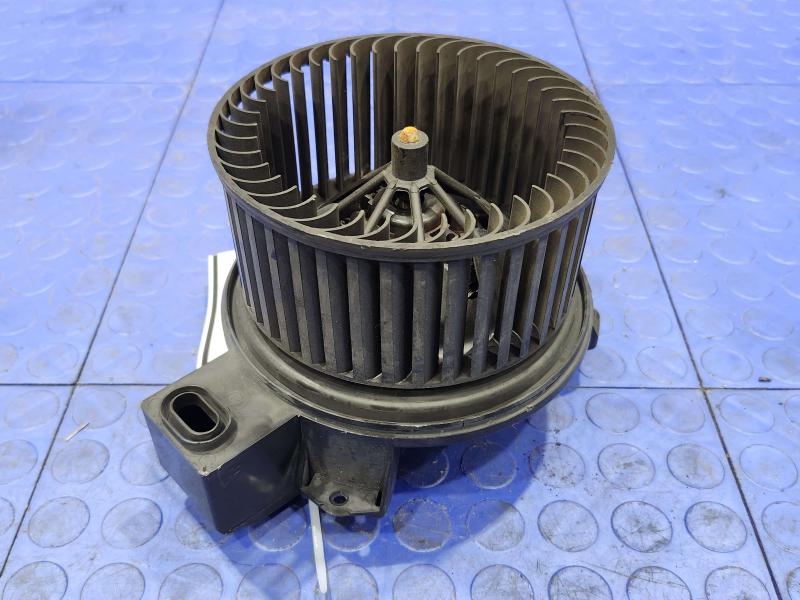 2014 Ford Explorer Blower Motor