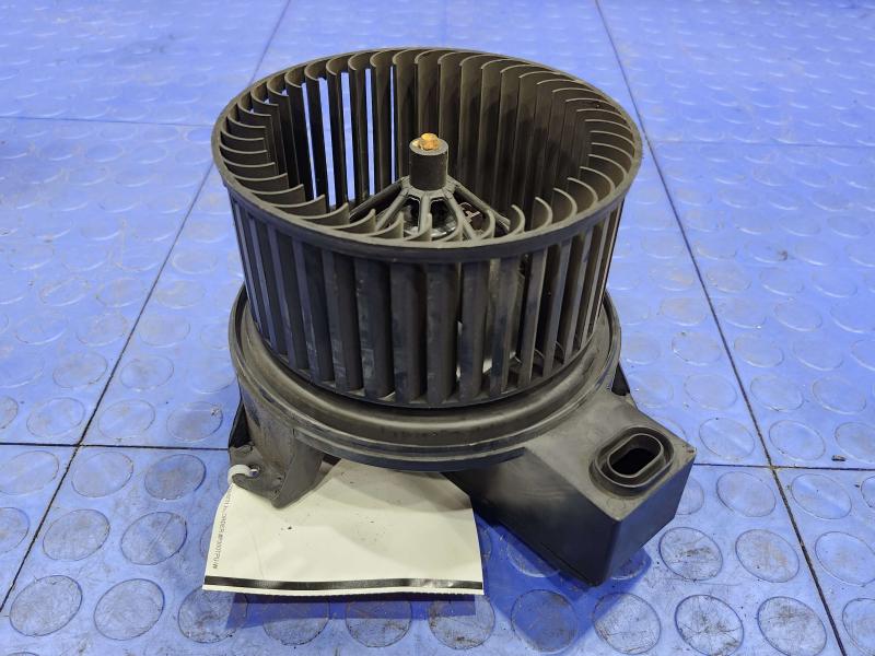 2014 Ford Explorer Blower Motor