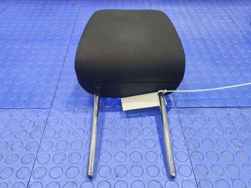 2016 Volkswagen Jetta Headrest