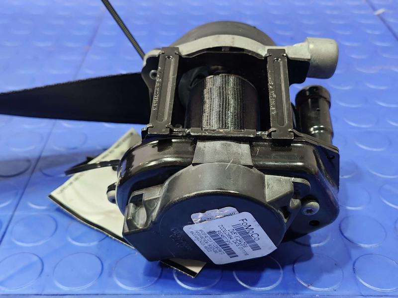 2016 Ford Focus Front Seat Belt