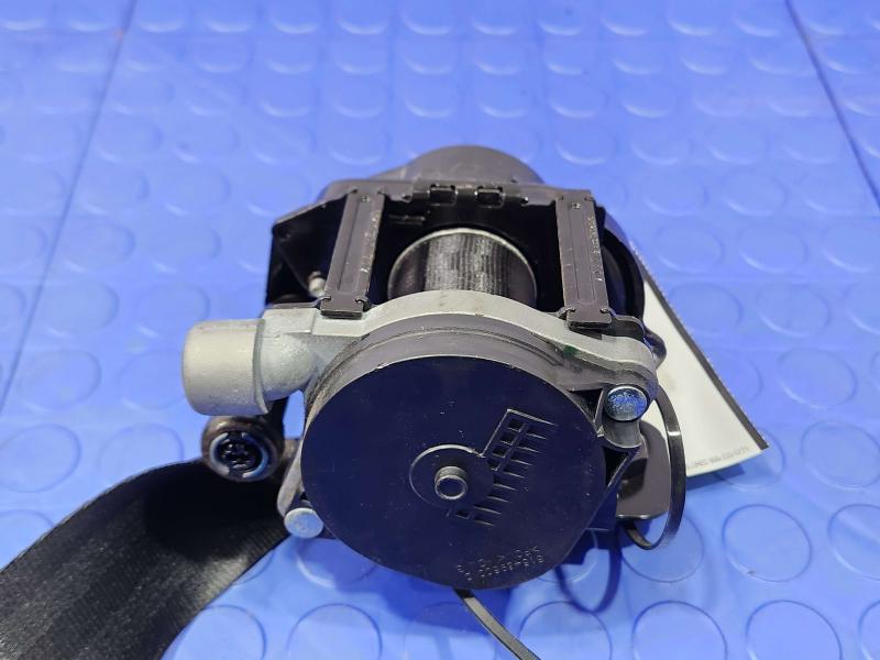 2016 Ford Focus Front Seat Belt