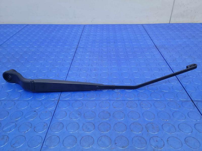 2017 Jeep Compass Wiper Arm