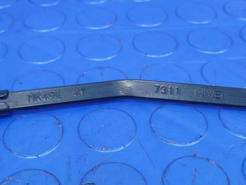 2017 Jeep Compass Wiper Arm
