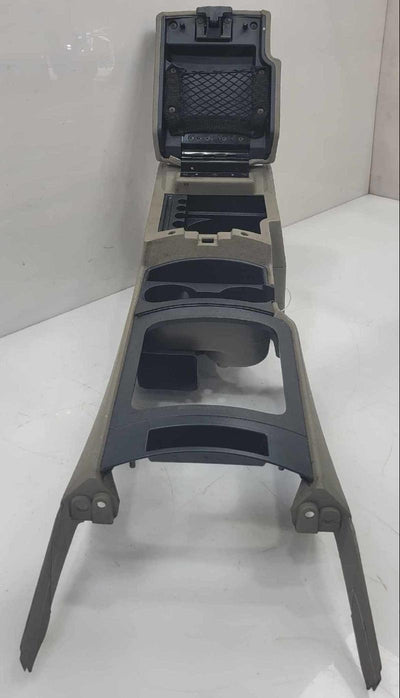 2005 - 2010 Jeep Grand Cherokee Center Floor Console Assembly - Khaki OEM 1BJ01BD1AC