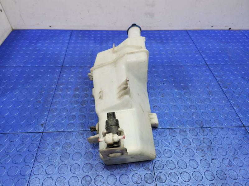 2016 Kia Sedona Washer Bottle