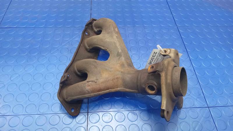 2012 Toyota Corolla Exhaust Manifold