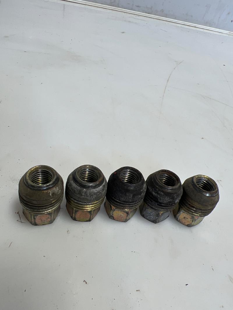1996 Oldsmobile Ciera Lug Nuts