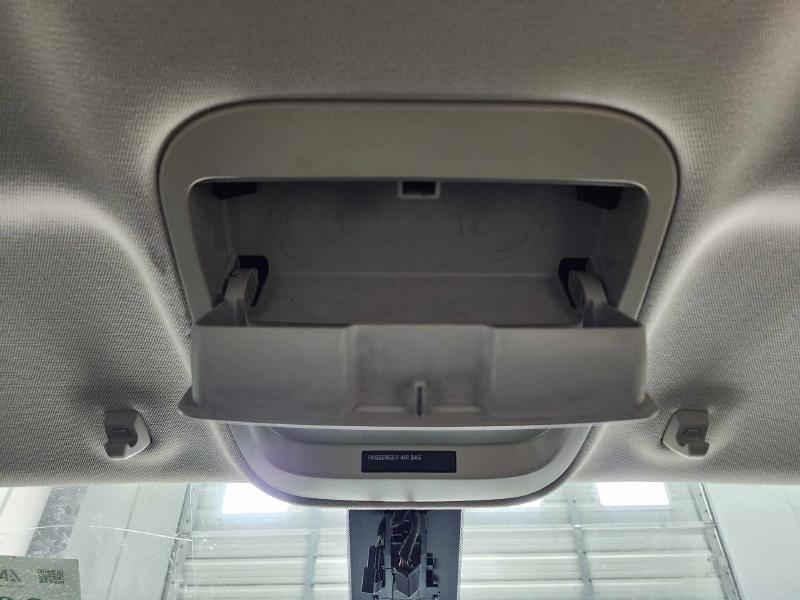2016 Chevrolet Colorado Front Console