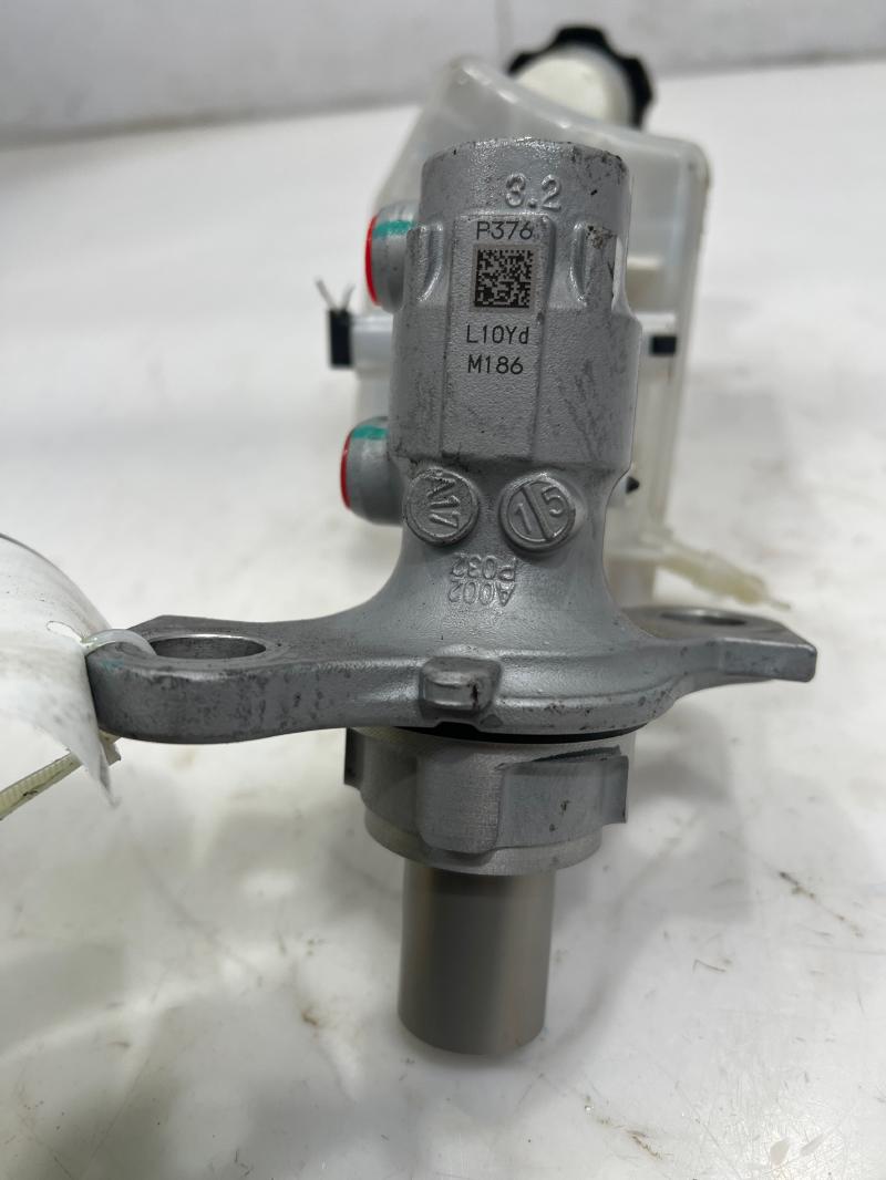 2018 Chevrolet Equinox Master Cylinder