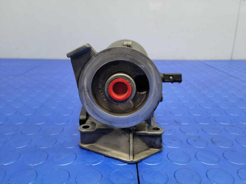 2012 Volkswagen Jetta Oil Filter Housing