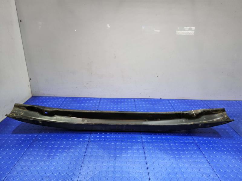 2005 Volkswagen Jetta Rear Bumper Reinforcement