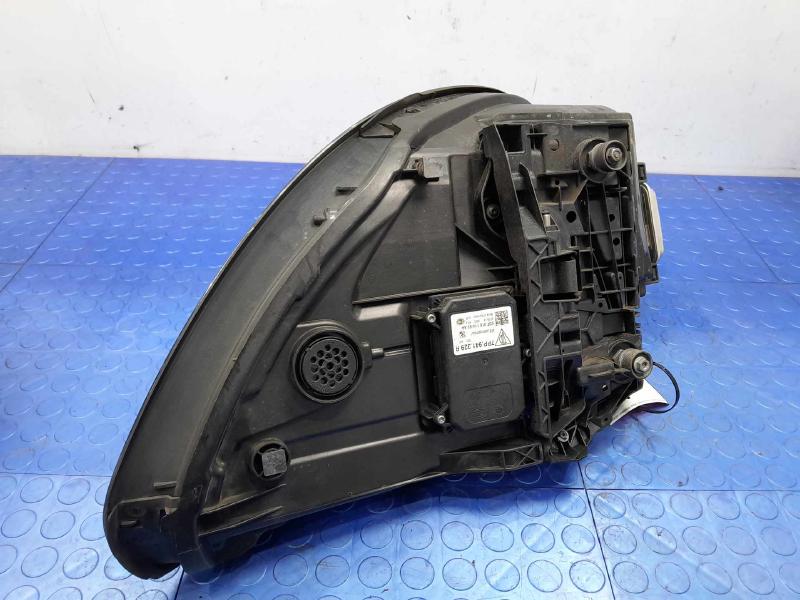 2015 Porsche Panamera Headlamp Assembly