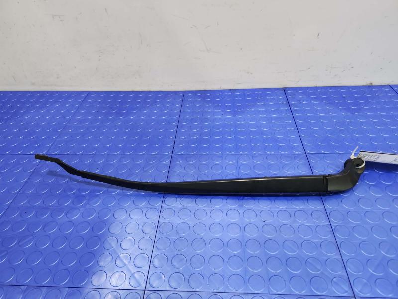 2008 Lexus LS 460 Wiper Arm