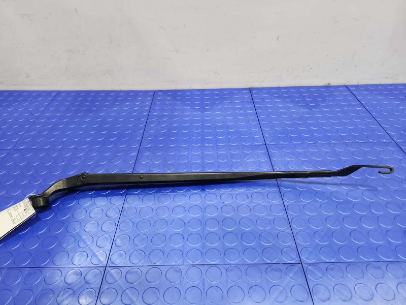 2008 Lexus LS 460 Wiper Arm