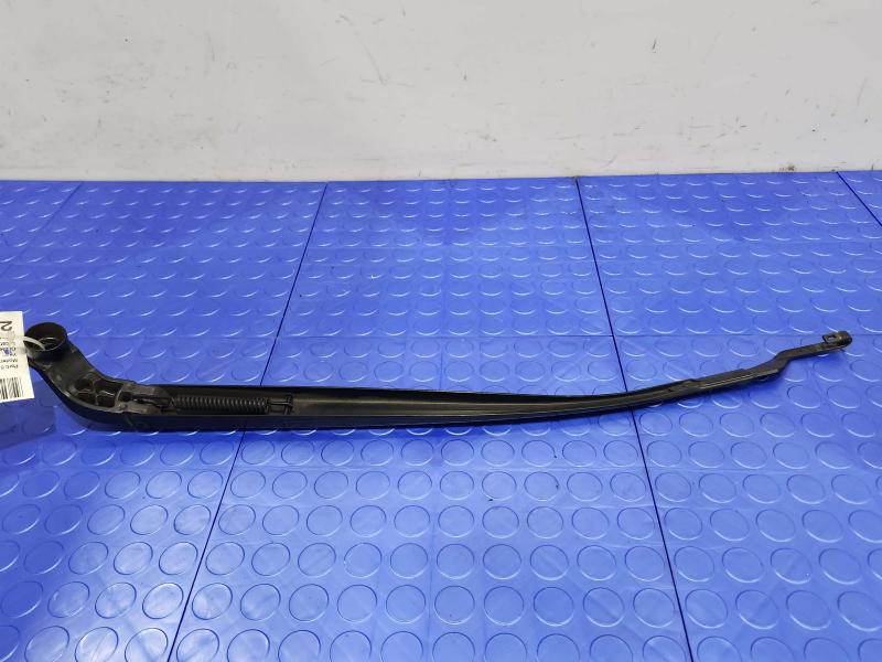 2008 Lexus LS 460 Wiper Arm