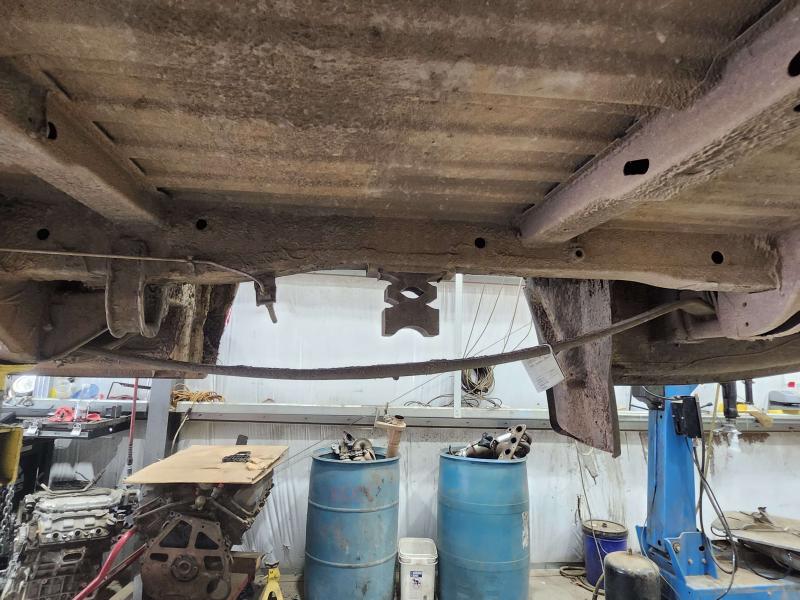 2012 Mercedes Sprinter Leaf Spring Rear