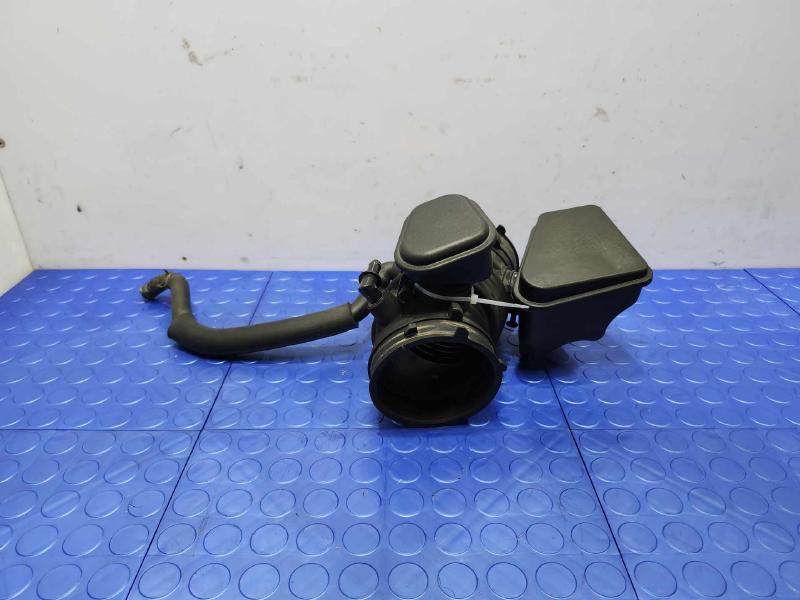 2013-2019 Hyundai Santa Fe 3.3L Engine Air Intake Hose Genuine OEM 281302W100