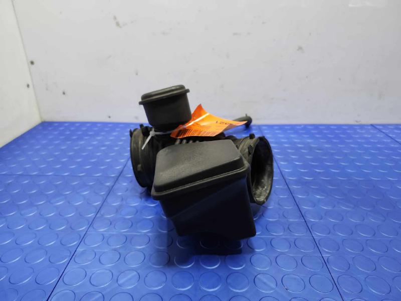 2013-2019 Hyundai Santa Fe 3.3L Engine Air Intake Hose Genuine OEM 281302W100