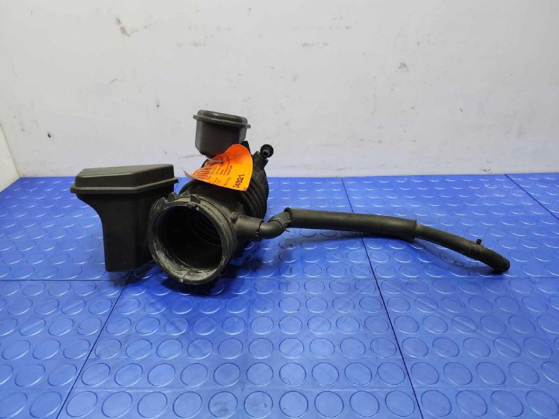 2013-2019 Hyundai Santa Fe 3.3L Engine Air Intake Hose Genuine OEM 281302W100