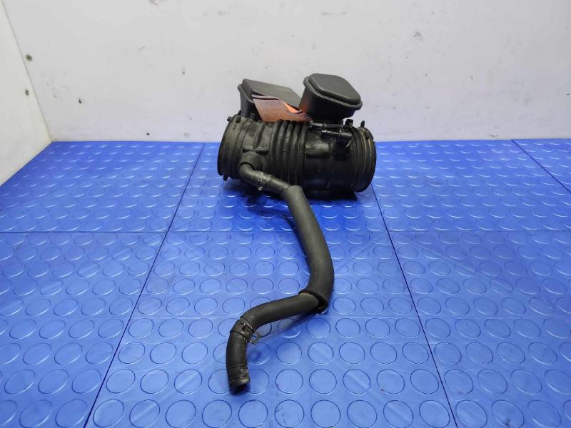 2013-2019 Hyundai Santa Fe 3.3L Engine Air Intake Hose Genuine OEM 281302W100