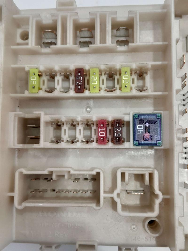 2015 Acura MDX Cabin Fuse Box
