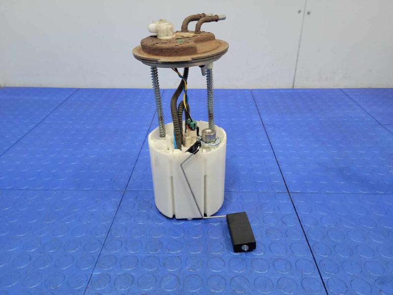 2013 Cadillac Escalade Fuel Pump