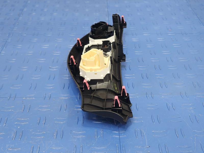 2013 Toyota Yaris Heater A/C Control