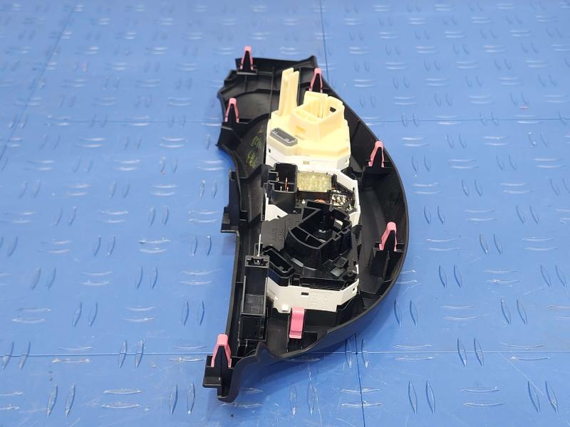 2013 Toyota Yaris Heater A/C Control