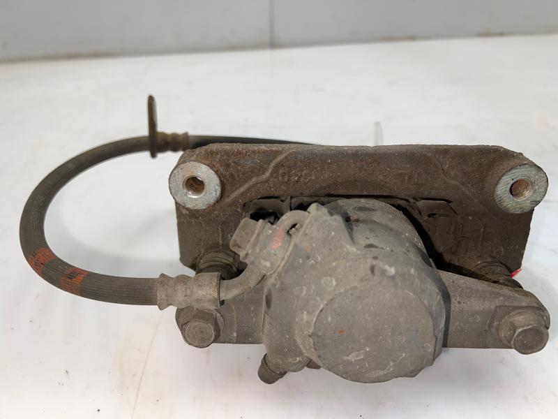 2016 Subaru Forester Caliper