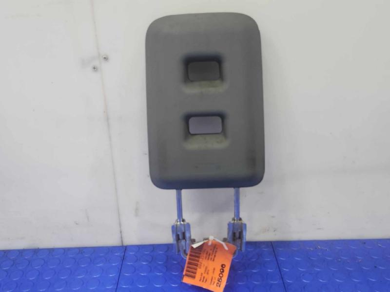 2013 Ford F-350 Super Duty Headrest