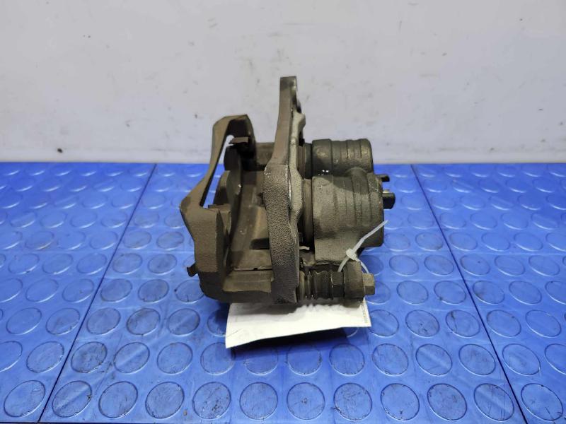 2015 Subaru Legacy Caliper