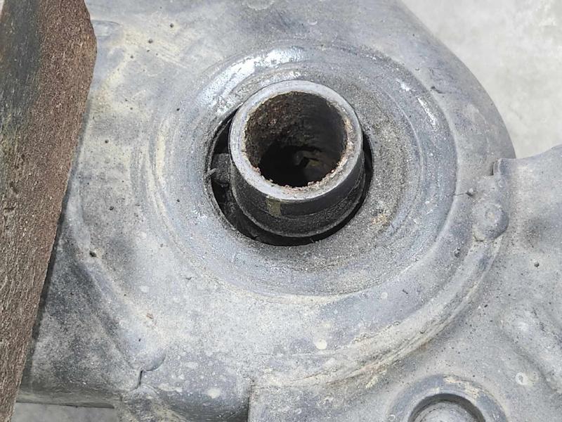 2015 Toyota Avalon Crossmember/Cradle/Undercarria