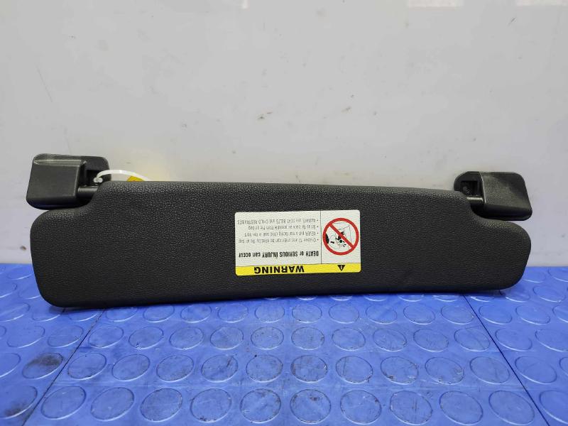 2003 BMW Z4 Sun Visor