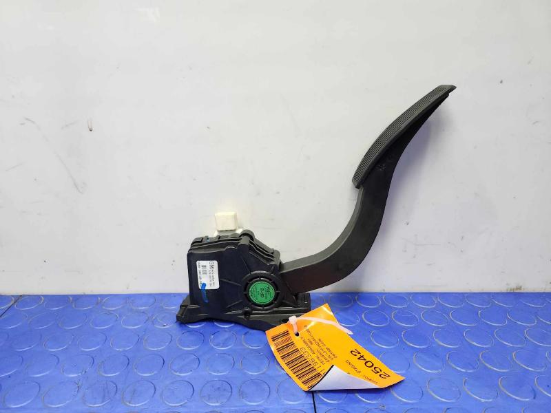 2019 Chevrolet Bolt Pedal Assembly