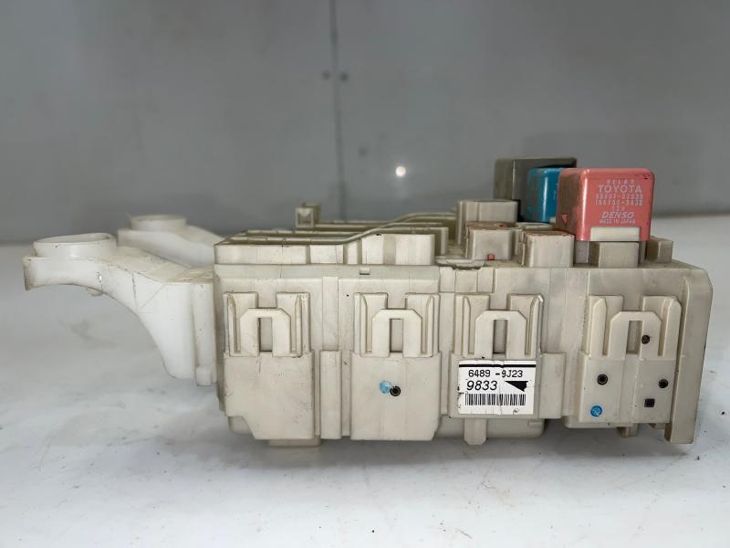 2010 Toyota Rav4 Cabin Fuse Box Junction Block OEM 8273042400