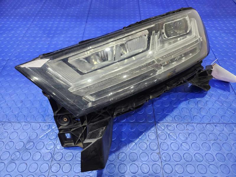 2017 Audi Q7 Headlamp Assembly