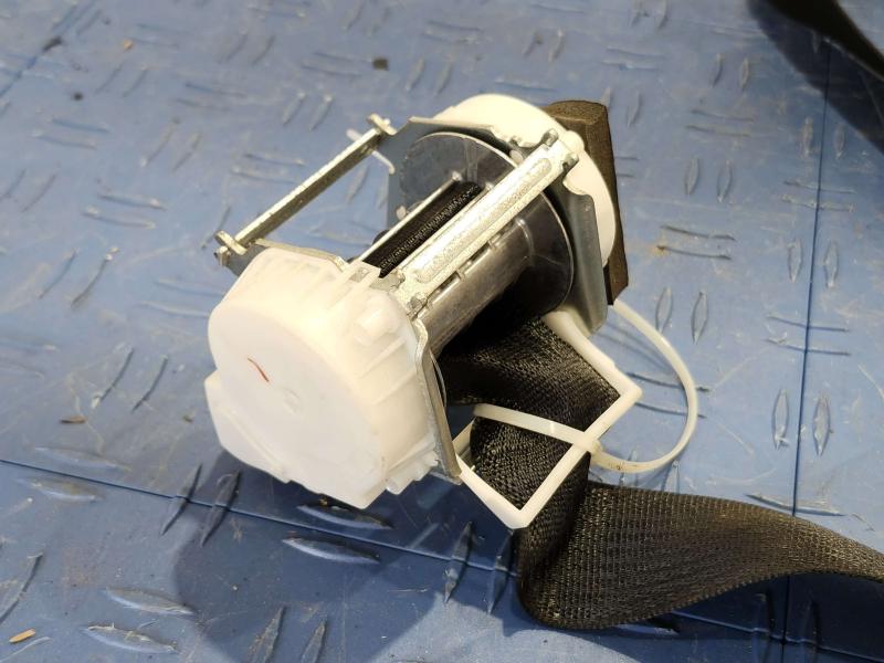 2012 Ford F-250 Super Duty Front Seat Belt