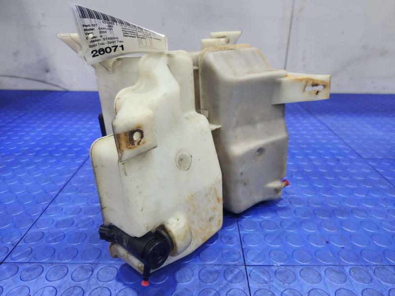 2004 Ford Explorer Washer Bottle