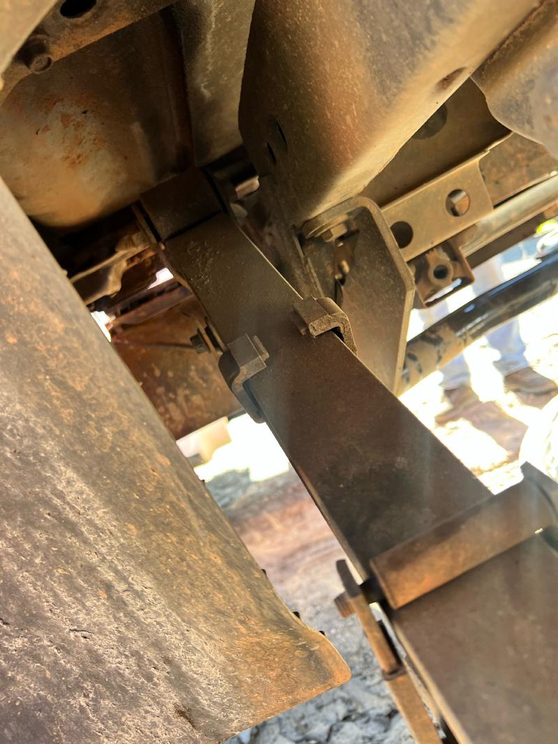 2008 Nissan Titan Leaf Spring Rear