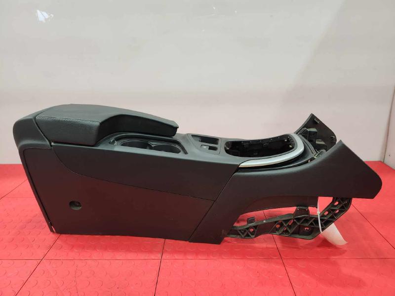 2012-2015 Buick Regal Center Floor Console Assembly Black Leather OEM 22742366