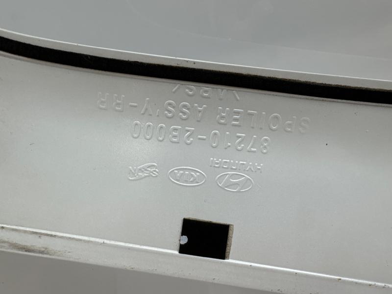 2009 Hyundai Santa Fe Rear Spoiler