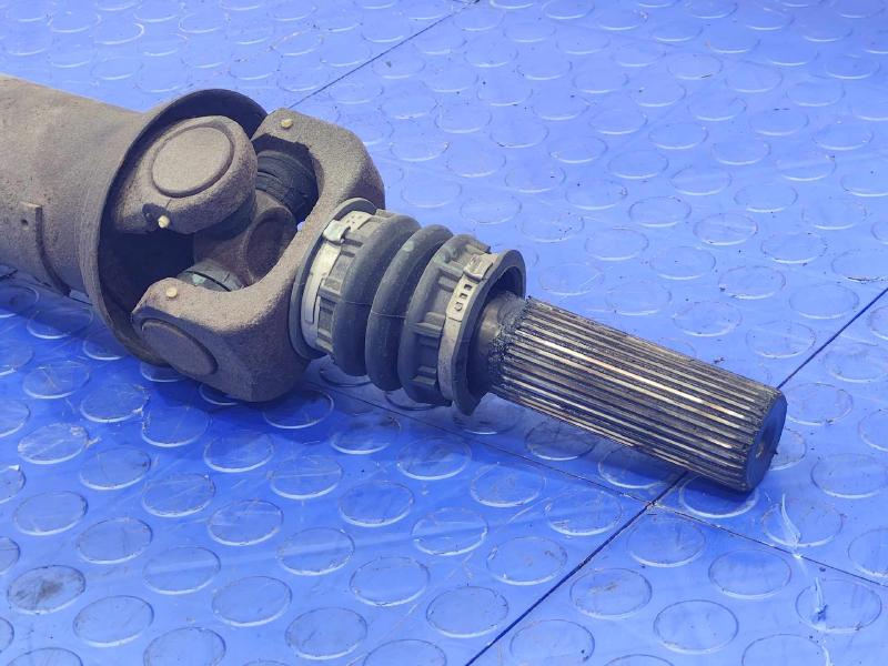 2007-2014 Cadillac Escalade Front Driveshaft Propeller Shaft OEM RR6 15902926