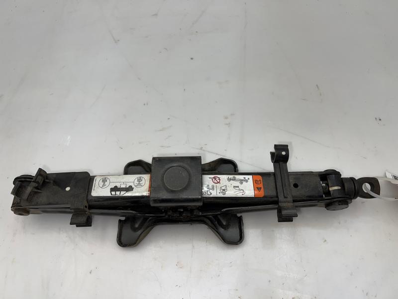 2001 - 2007 Ford Escape Mercury Mariner Spare Tire Tool Jack Kit OEM