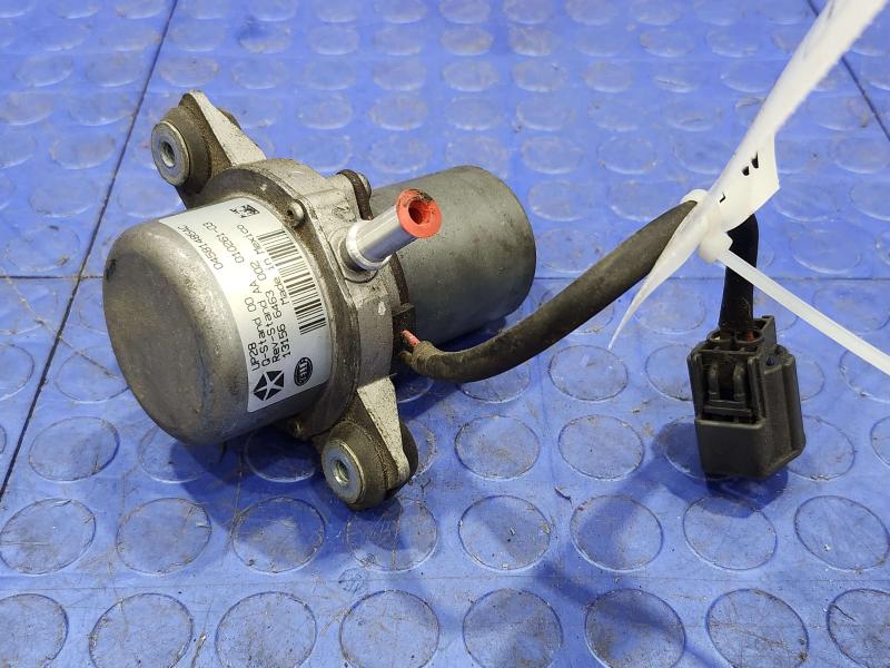 2013 Chrysler 300 Vacuum Pump